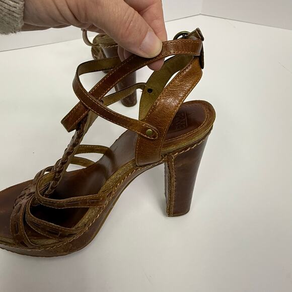 Frye Grace T-Strap Platform Sandals | Size 8M | Brown Leather High Heel - Picture 8 of 11